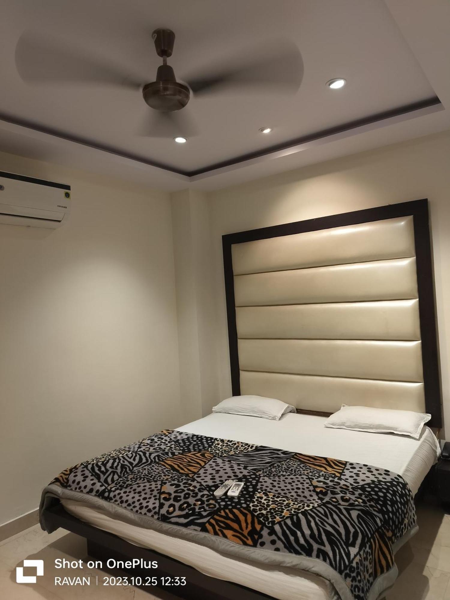 Hotel Star Inn Gangānagar Kültér fotó