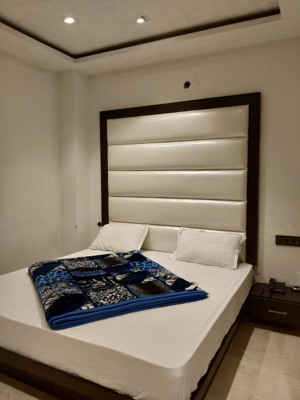 Hotel Star Inn Gangānagar Kültér fotó