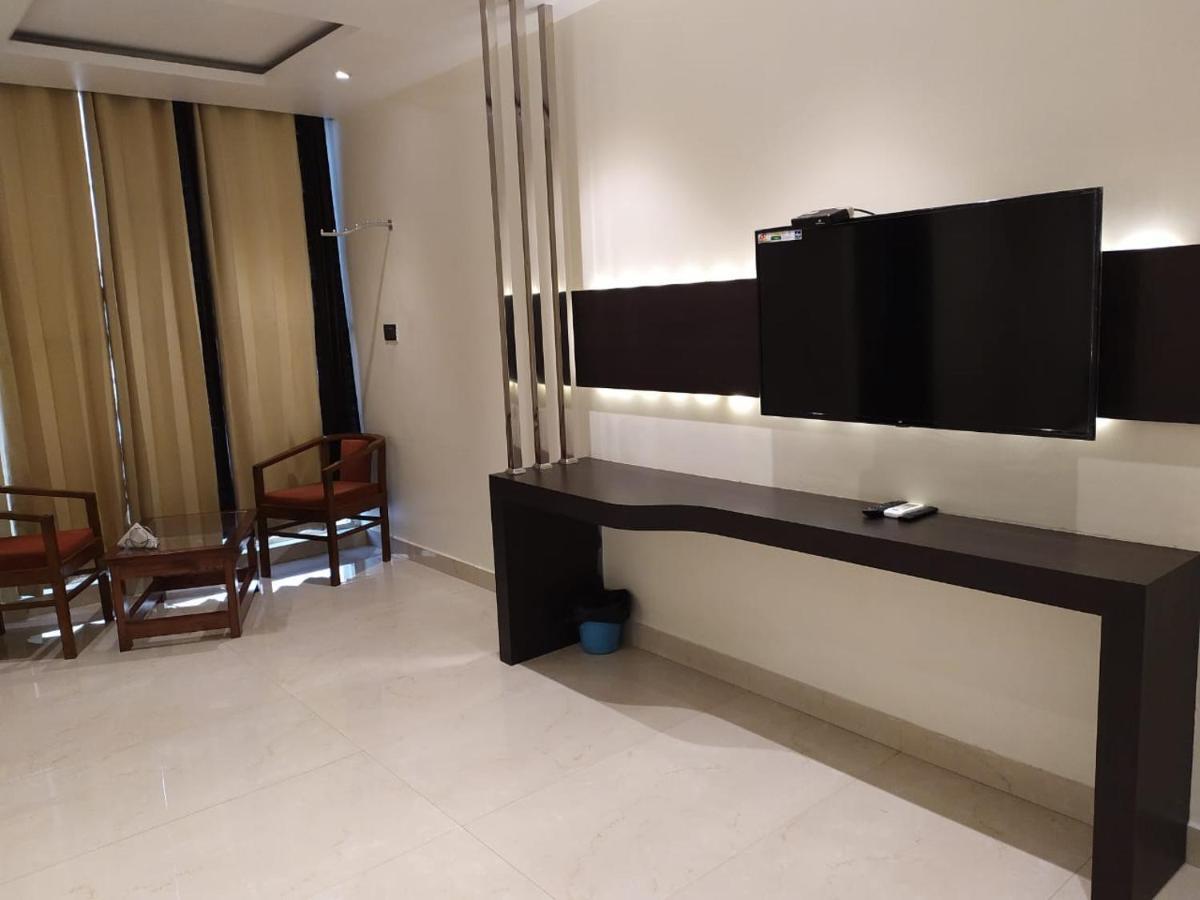 Hotel Star Inn Gangānagar Kültér fotó