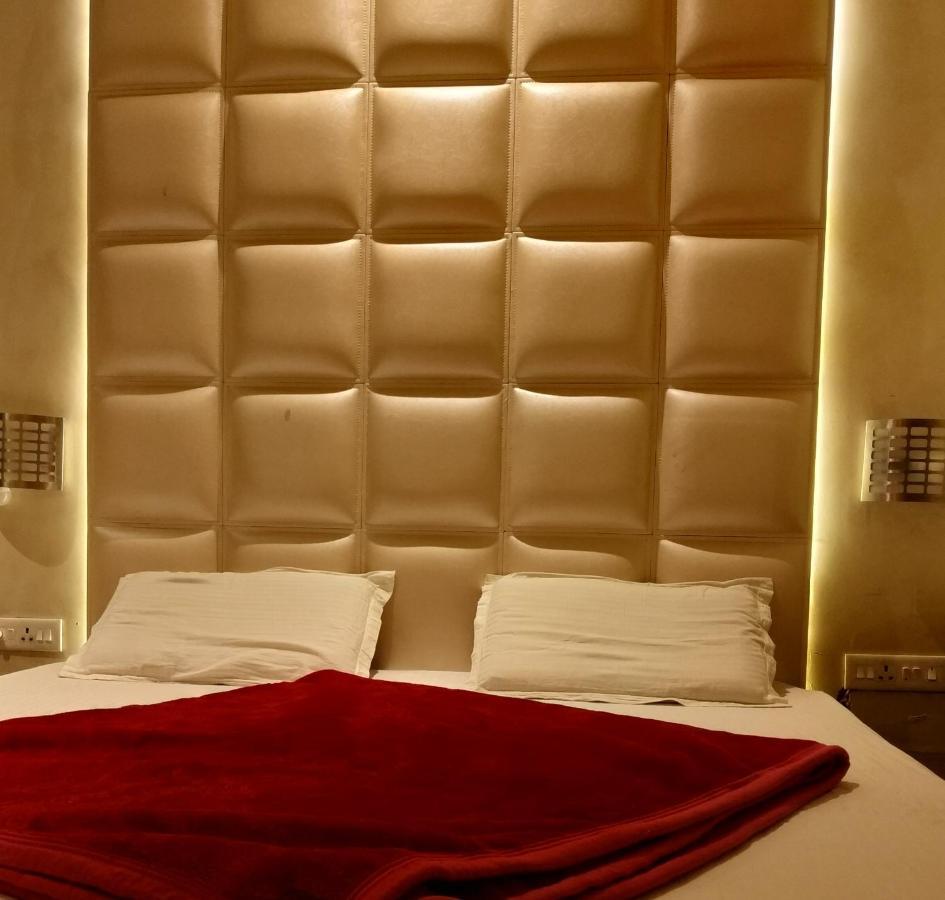 Hotel Star Inn Gangānagar Kültér fotó