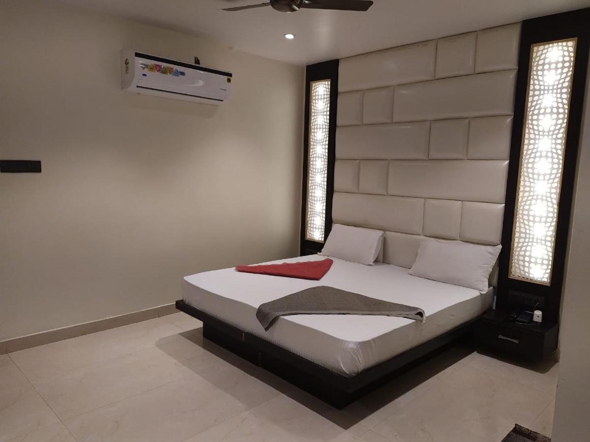 Hotel Star Inn Gangānagar Kültér fotó