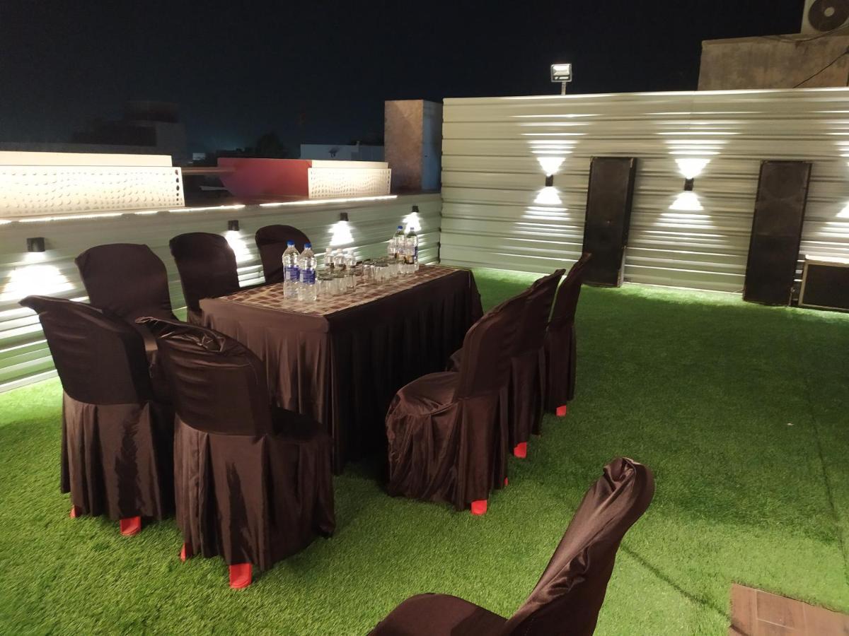 Hotel Star Inn Gangānagar Kültér fotó