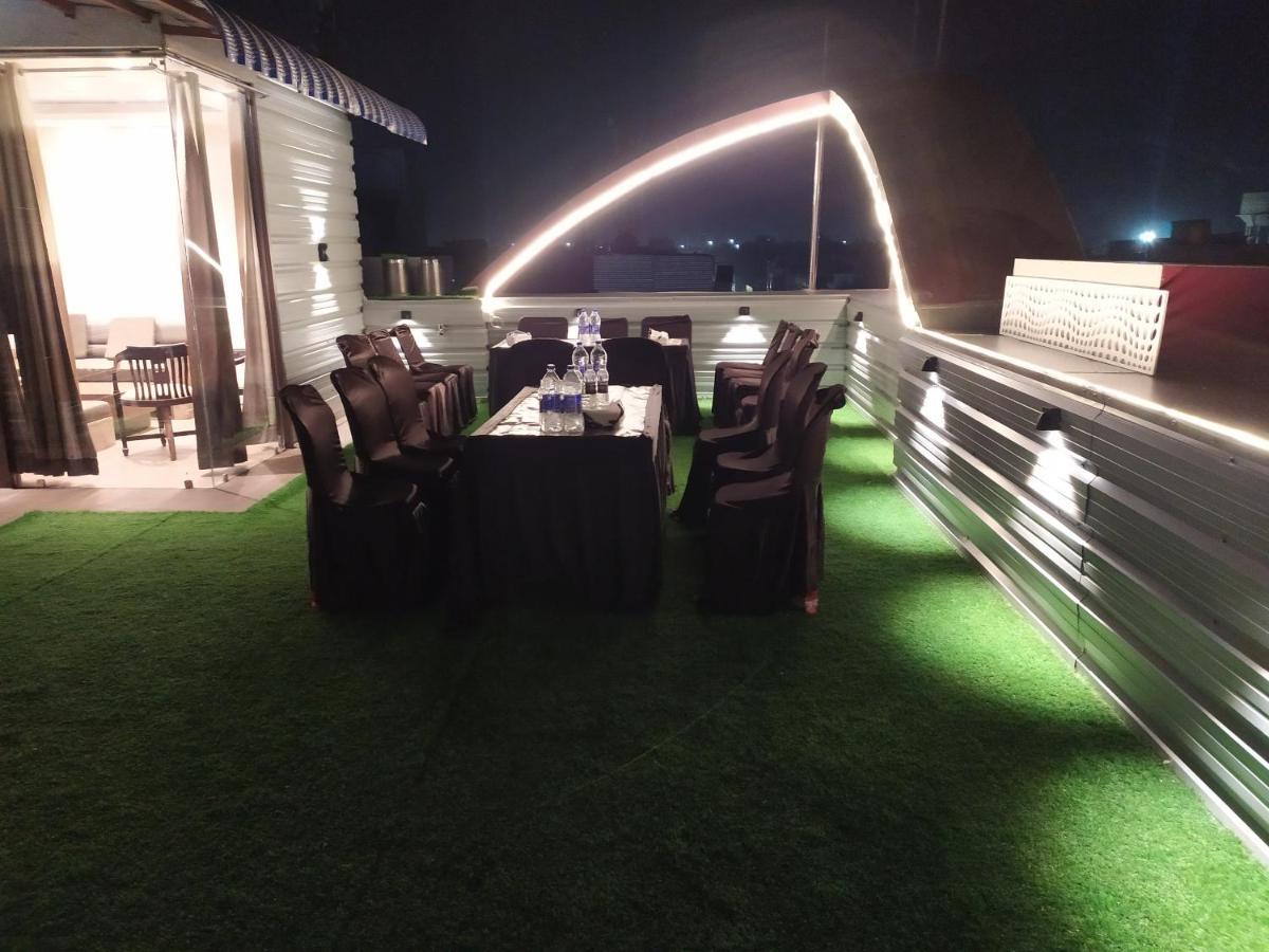 Hotel Star Inn Gangānagar Kültér fotó